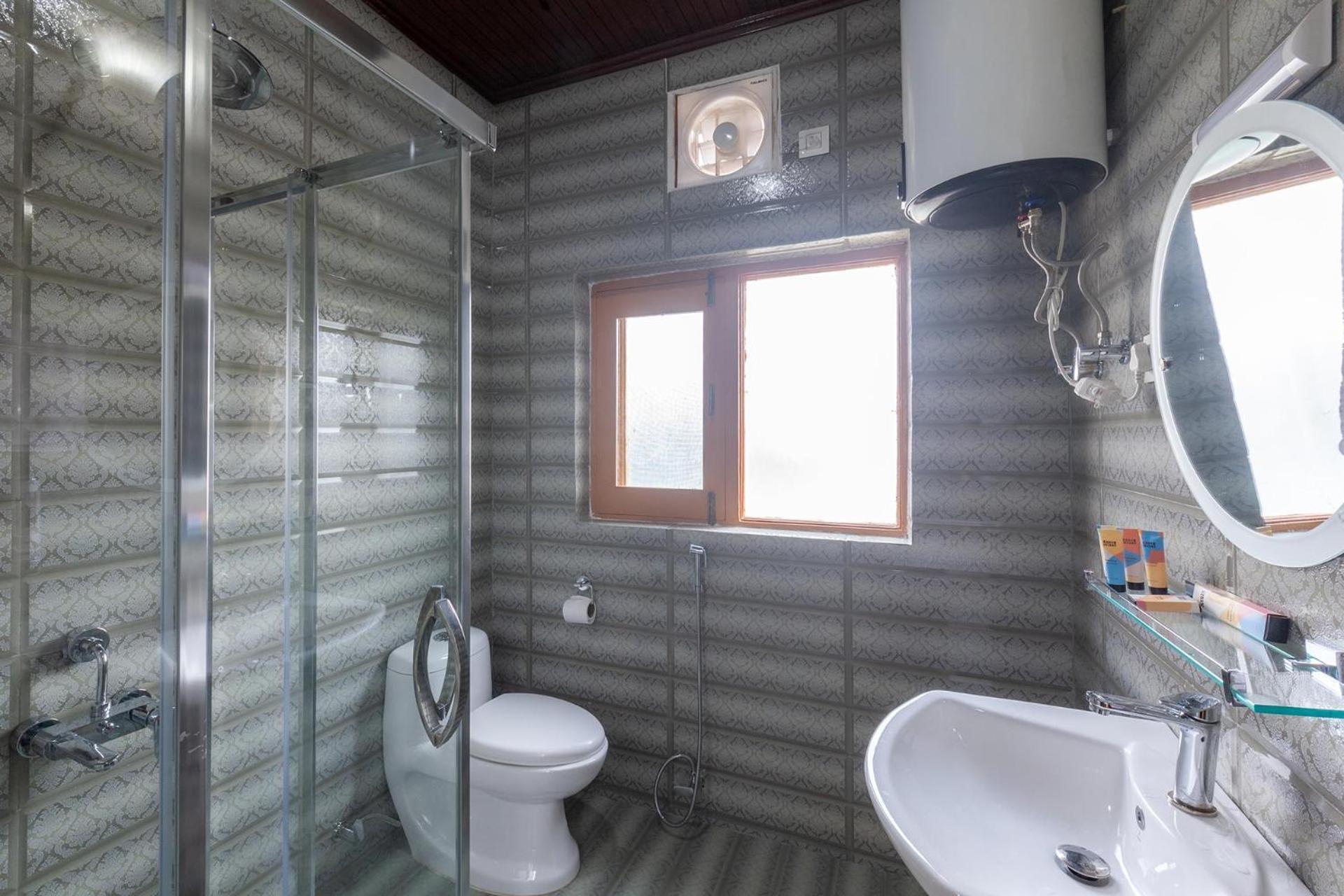 Stayvista At Pinewood Villa - Pet Friendly Villa With Lawn & Pool Table Srīnagar 外观 照片