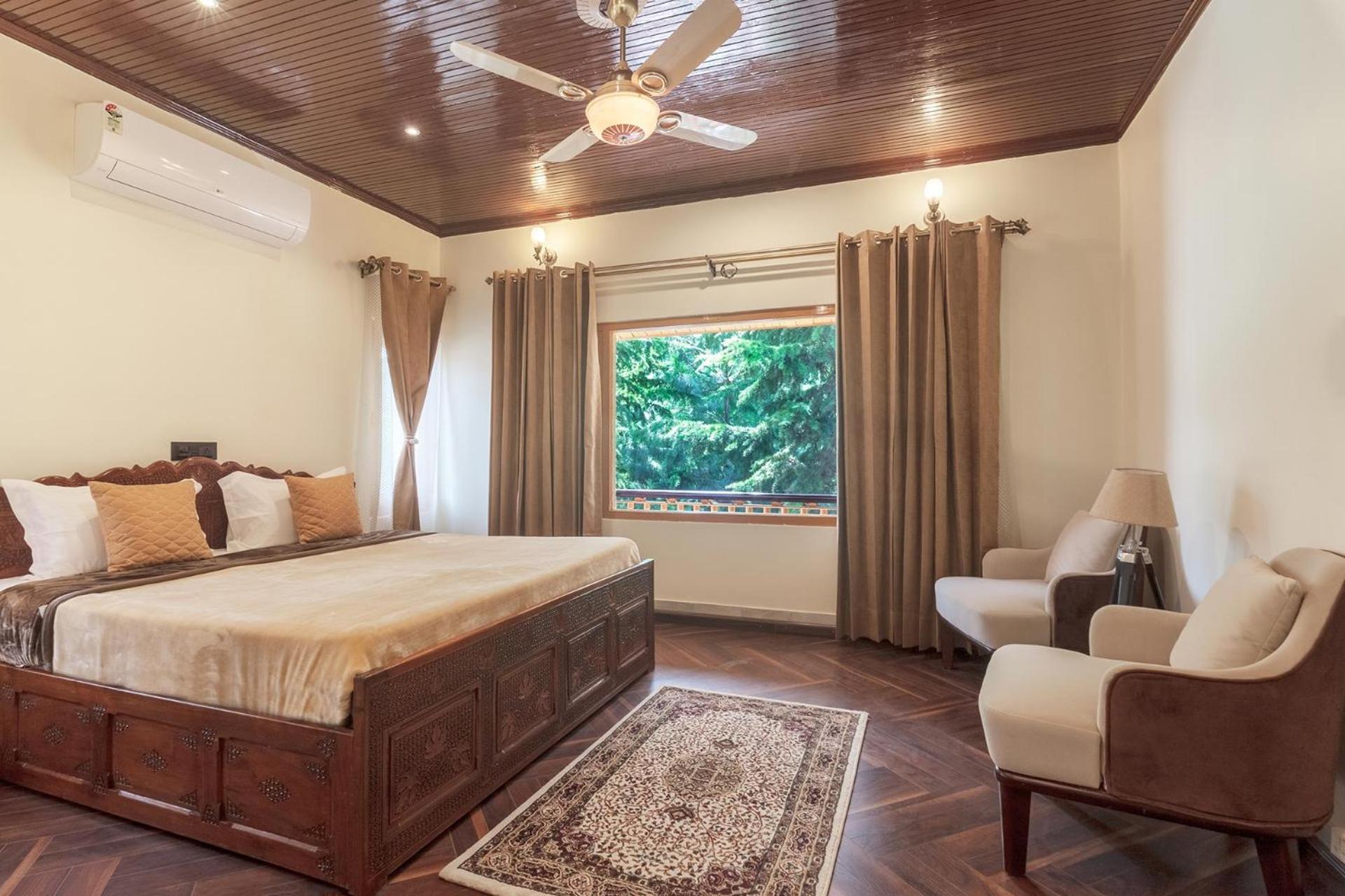 Stayvista At Pinewood Villa - Pet Friendly Villa With Lawn & Pool Table Srīnagar 外观 照片