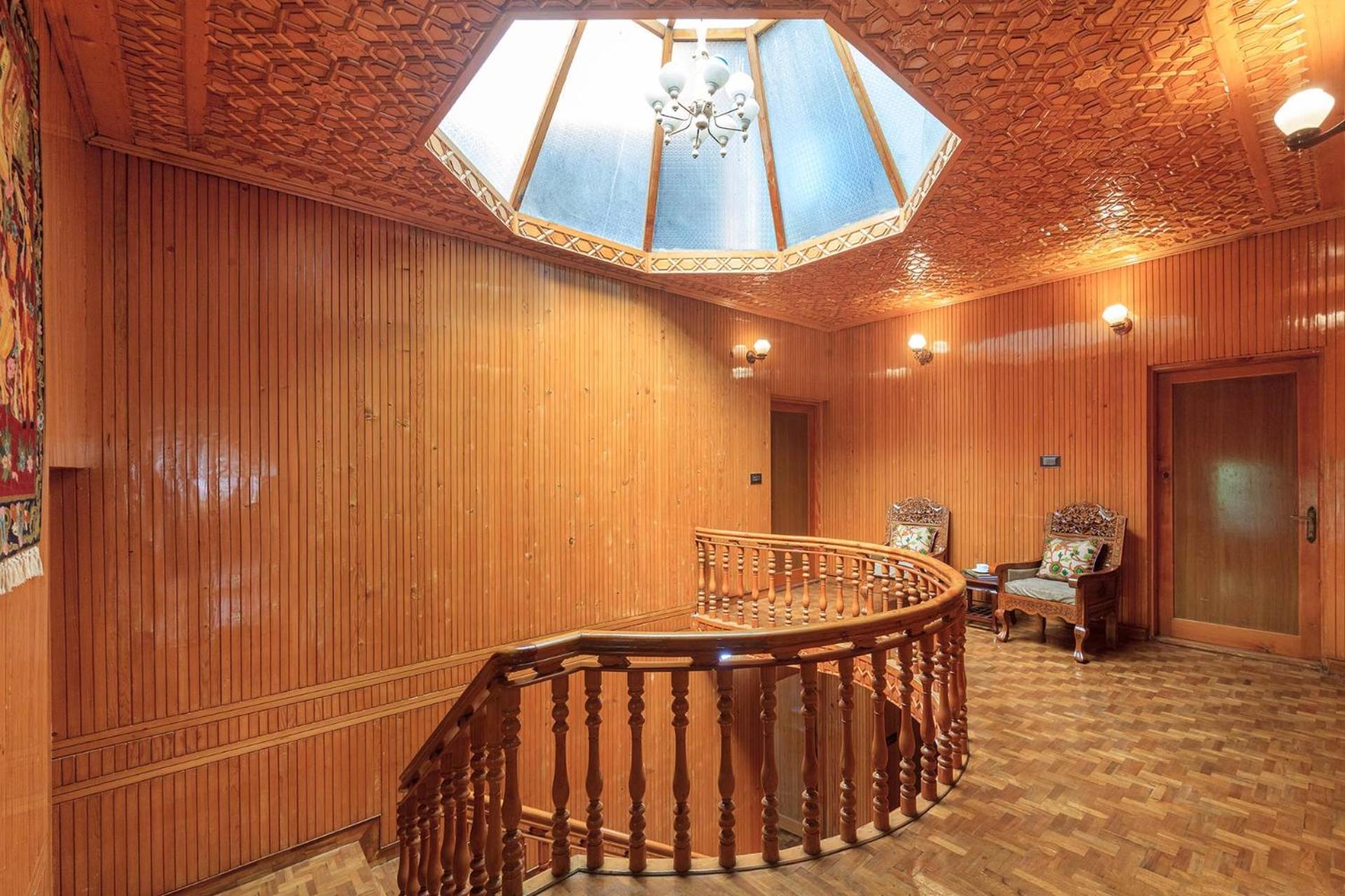 Stayvista At Pinewood Villa - Pet Friendly Villa With Lawn & Pool Table Srīnagar 外观 照片