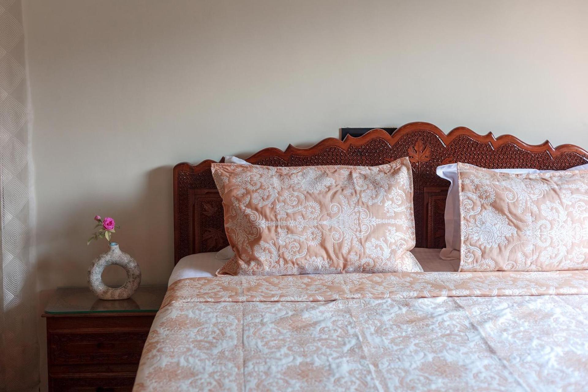 Stayvista At Pinewood Villa - Pet Friendly Villa With Lawn & Pool Table Srīnagar 外观 照片