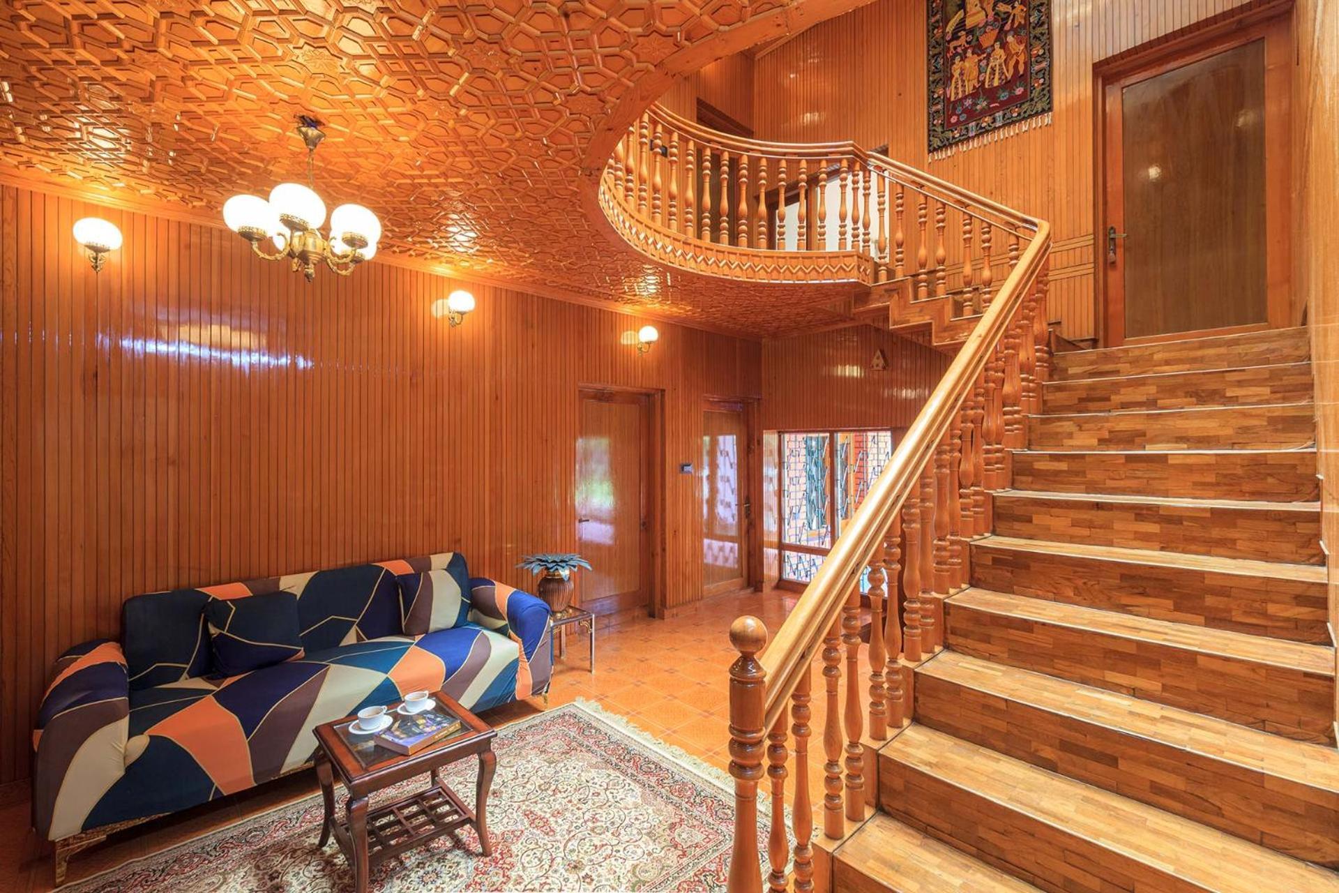 Stayvista At Pinewood Villa - Pet Friendly Villa With Lawn & Pool Table Srīnagar 外观 照片